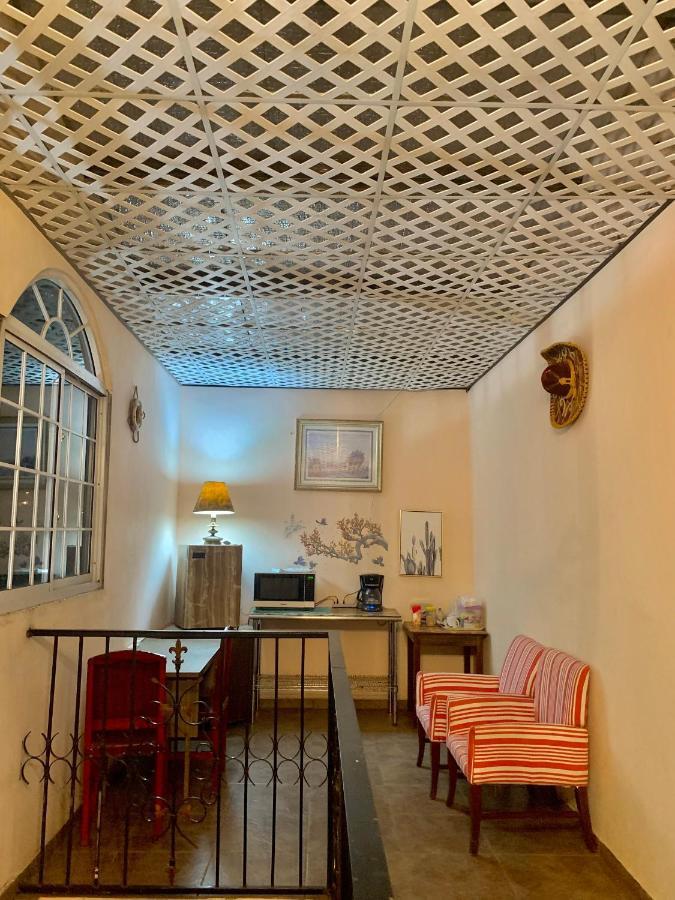 Black Lion Inn Сантьяго Экстерьер фото