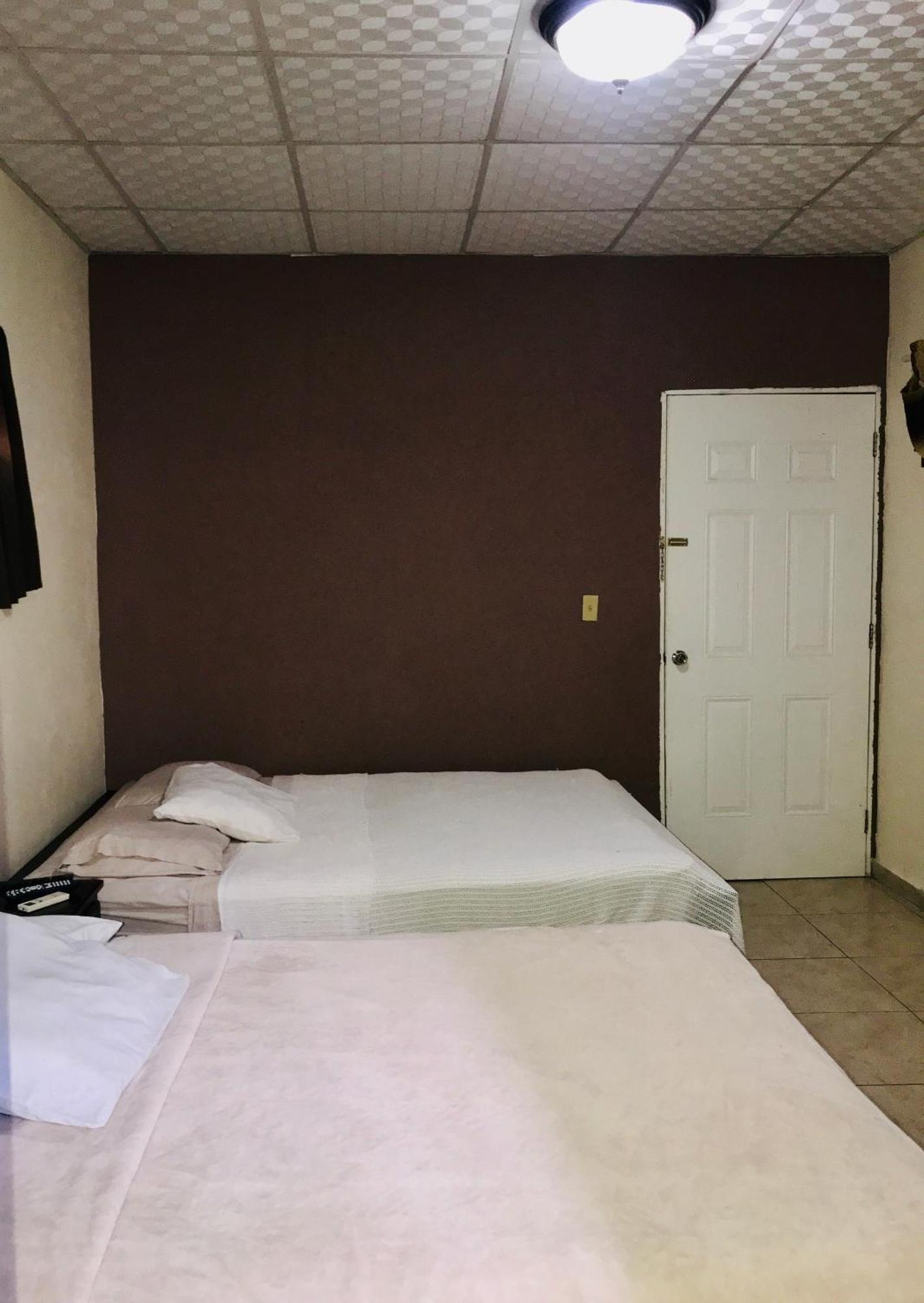 Black Lion Inn Сантьяго Номер фото